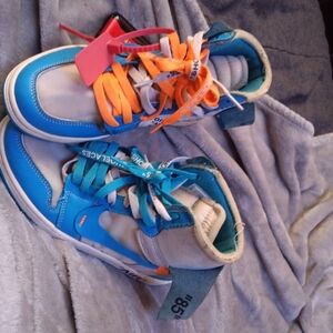 Off-White x Air Jordan 1 Retro High OG "UNC"